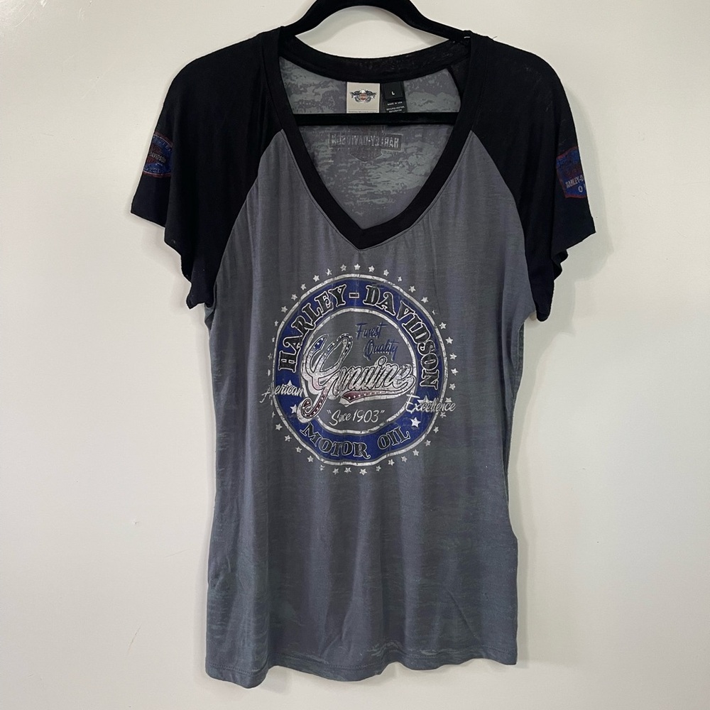 Harley Davidson Women’s top size large.